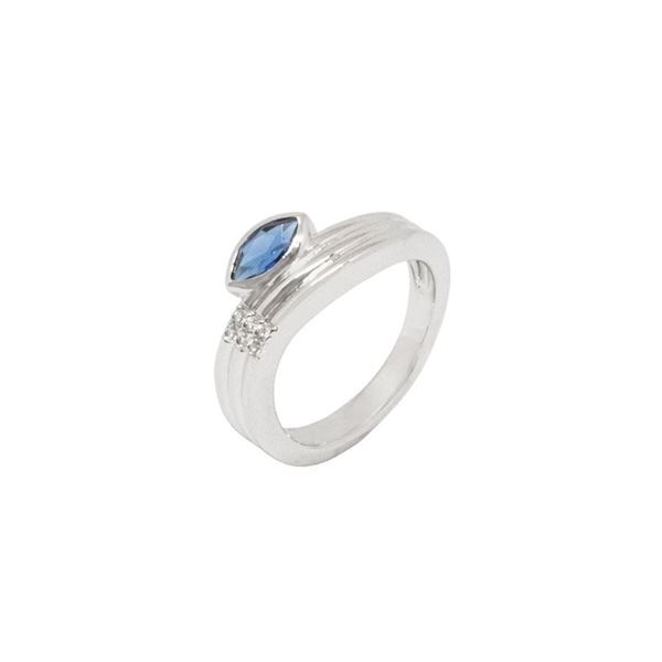 Imagen de Anillo Hoja con Zafiro Azul Navette