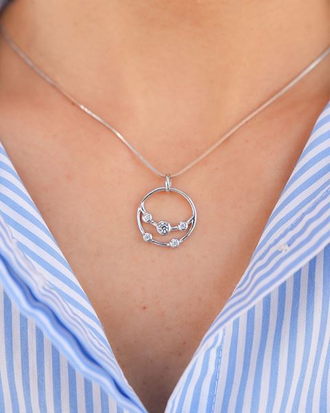 Imagen de Dije Tiana